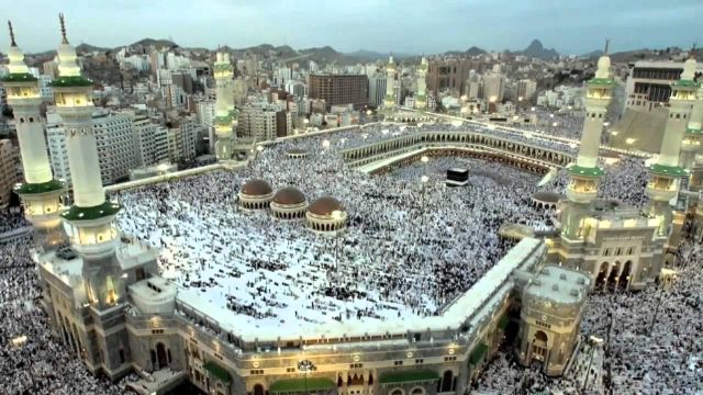 القرآن الكريم : سورة الطارق Quran Translation: At-Tariq : 86